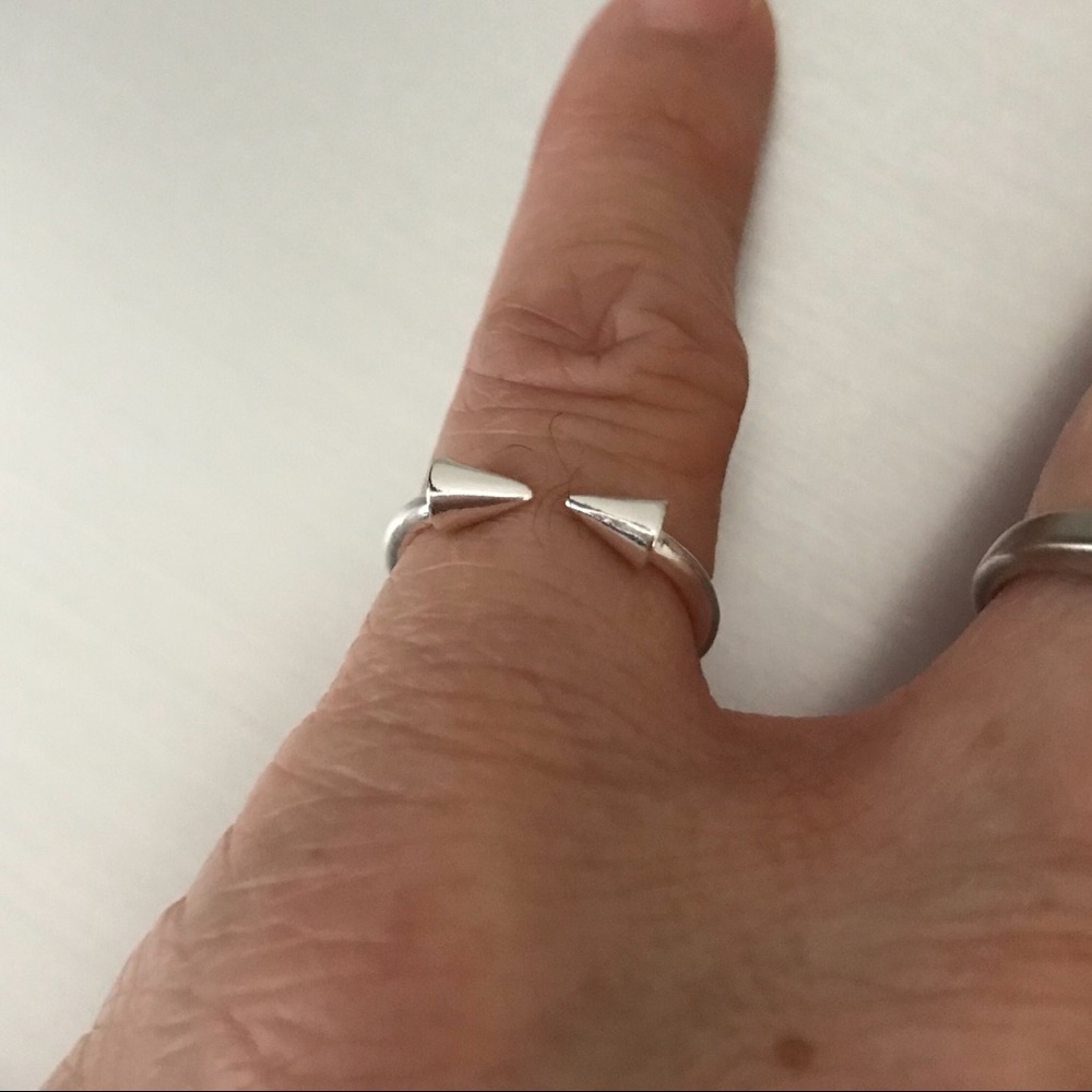 Sterling Silver Double Arrow Toe Ring - image 6